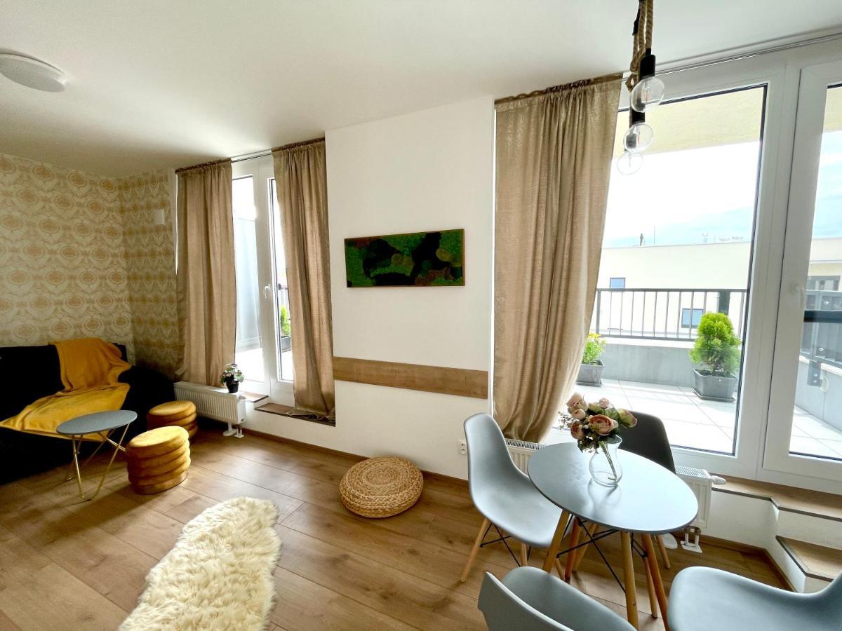 Strešný Aparmán Pri Mlyne Skalica Exterior foto